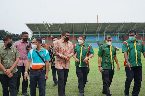 Bobby Nasution Bakal Renovasi Total Stadion Teladan Medan - JPNN.COM