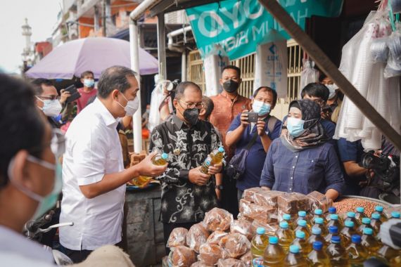Kabar Baik dari Mendag untuk Warga Makassar soal Minyak Goreng - JPNN.COM