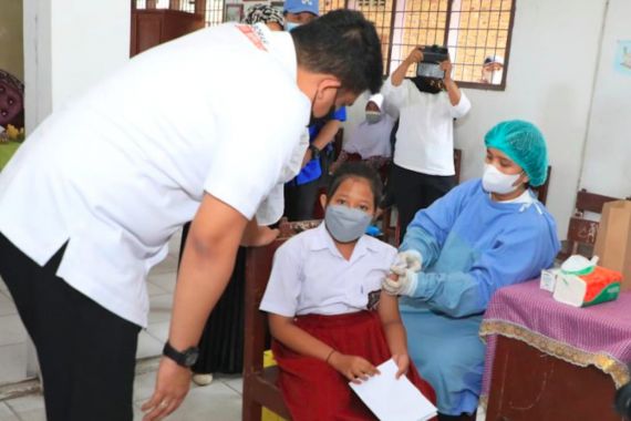 Murid dan Guru Terpapar Covid-19, Bobby Nasution Hentikan PTM Belasan Sekolah - JPNN.COM