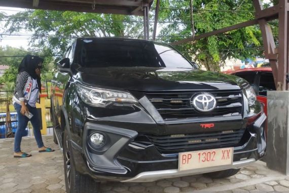 Mobil Dinas Wakil Wali Kota Tanjungpinang Diamankan Polisi, Ada Apa?  - JPNN.COM