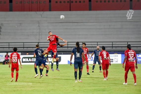 Jadwal Liga 1 Hari Ini, Ada Persebaya, PSM, dan Persija - JPNN.COM