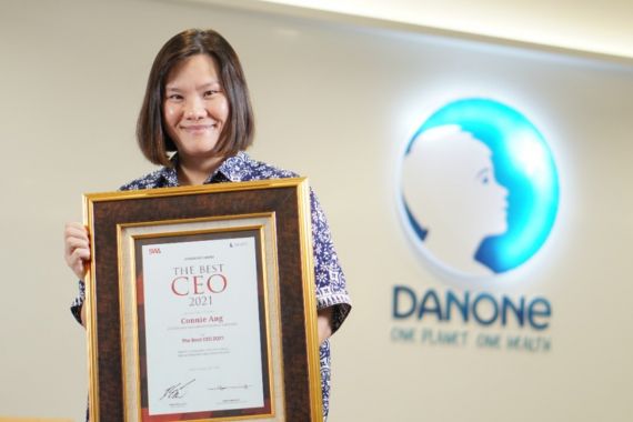 CEO Danone Raih Best CEO Indonesia 2021 - JPNN.COM