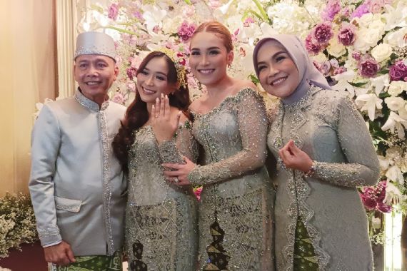 Biaya Pernikahan Adik Ayu Ting Ting Capai Rp 5 Miliar, Ayah Ojak: Orang Kaya - JPNN.COM