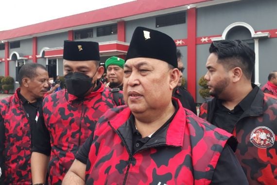 Di Rakercab Kota Bekasi, Mochtar Mohamad: Laskar Ganjar - Puan Bukan Sukarelawan Biasa - JPNN.COM