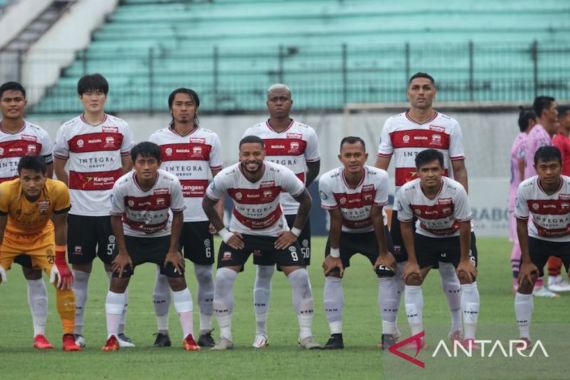 Nonton, Yuk! Ini Link Live Streaming Persipura vs Madura United - JPNN.COM