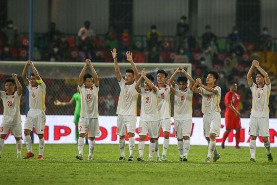 Piala AFF U-23: Cetak Gol Indah ke Gawang Thailand, Pemain Ini Jadi Idola Baru Publik Vietnam - JPNN.COM