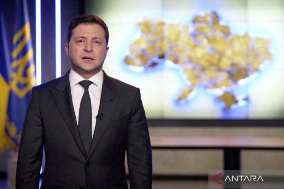 Ukraina Mulai Berangus Korupsi, Donatur Presiden Pun Kena Sikat - JPNN.COM