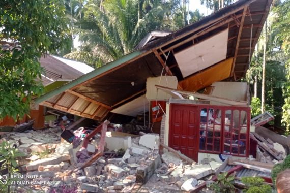 Beginilah Dampak Gempa Pasaman Barat, 7 Orang Meninggal, Ribuan Warga Mengungsi - JPNN.COM