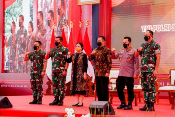 Ketua DPR RI Puan Minta TNI-Polri Jaga Program Strategis Nasional - JPNN.COM
