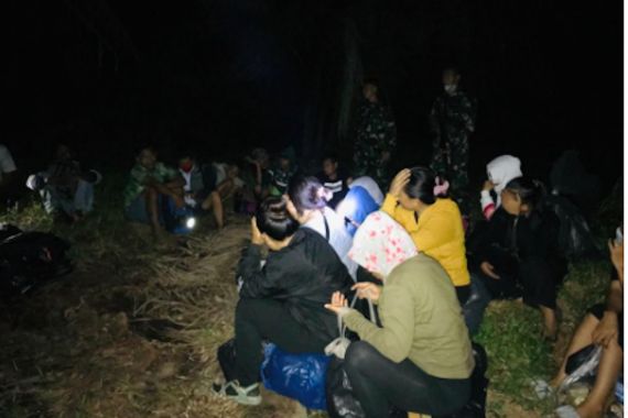 TNI AL Gagalkan Penyelundupan Pekerja Migran Ilegal ke Malaysia - JPNN.COM