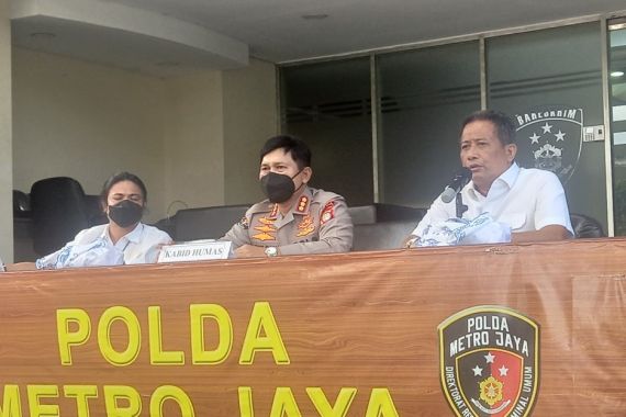 Kasus Haris Pertama, Kombes Tubagus Tidak Peduli Sikap Azis Samual Golkar - JPNN.COM