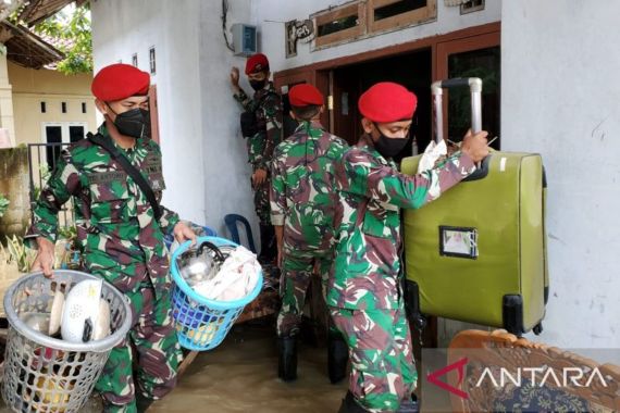 Sejumlah Pasukan Kopassus Diterjunkan ke Serang - JPNN.COM