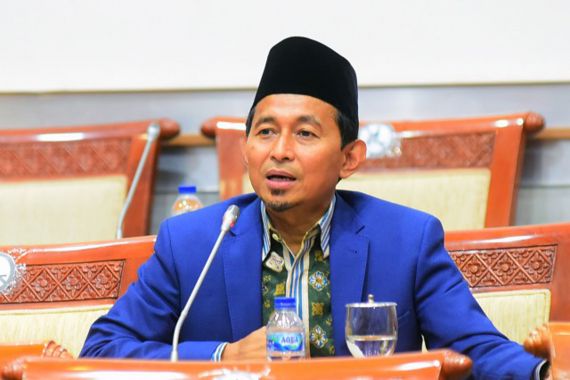 Bukhori DPR Minta Kebijakan Sertifikasi Halal Self-Declare Memihak Pelaku UMK - JPNN.COM