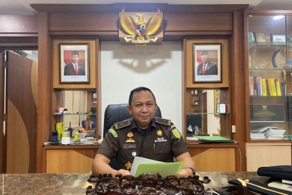 Kejaksaan Agung Geledah 2 Kantor Kemendag Terkait Kasus Korupsi Impor Baja - JPNN.COM