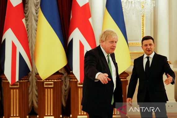 Perdana Menteri Inggris Tolak Mempermudah Pengungsi Ukraina - JPNN.COM