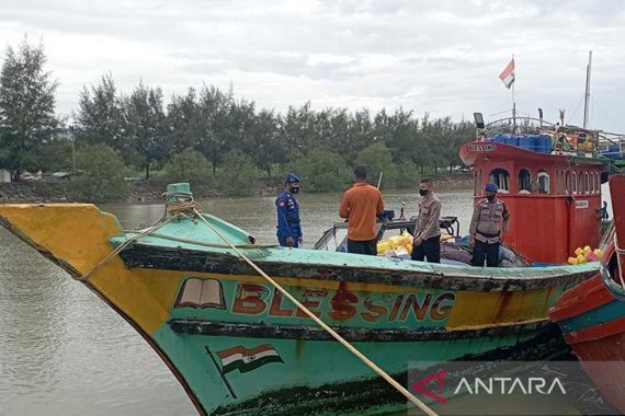 Polisi Tangkap 8 WN India, Kombes Risnanto Membeber Aktivitas Mereka di Perairan Aceh - JPNN.COM