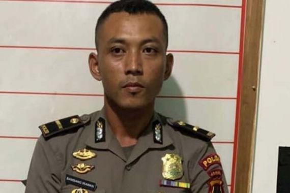 Polisi Gadungan Berpangkat Ipda Ditangkap saat Bersama Wanita, Tuh Tampangnya - JPNN.COM