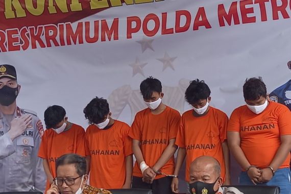Irjen Fadil Imran Geram, 2 Gangster di Depok Langsung Ditangkap, Tampang Pelakunya Nih - JPNN.COM
