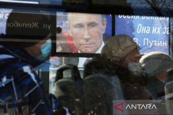 Rusia Memberlakukan UU yang Disebut Penindasan Total Terhadap Informasi - JPNN.COM
