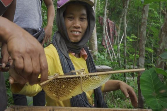 Lapak Ganjar Pranowo Berhasil Membawa Madu Lokal Go International - JPNN.COM