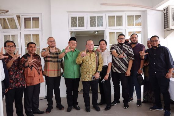 Kuasa Hukum Bambang Trihatmodjo Berharap PT TIM Bergabung untuk Minta Hak Tagih ke Pemerintah - JPNN.COM