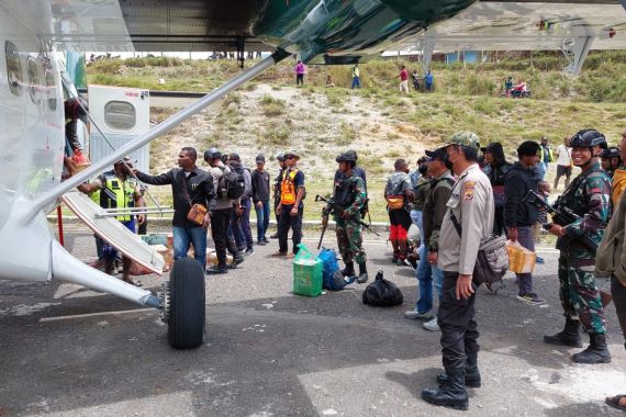 Para Pegawai Kabur, Bandara Bilorai Terbengkalai, Kapolres Geram - JPNN.COM