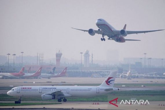 Ratusan Penerbangan Tujuan Shanghai, Tiongkok, Terpaksa Dialihkan - JPNN.COM