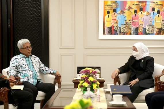 RI dan Malaysia Bersepakat, Ada Kabar Baik untuk Pekerja Migran Indonesia - JPNN.COM