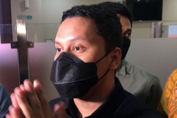 Bagikan 100 Vespa Gratis, Arief Muhammad: Bingung Kirim Hampers Apa  - JPNN.COM
