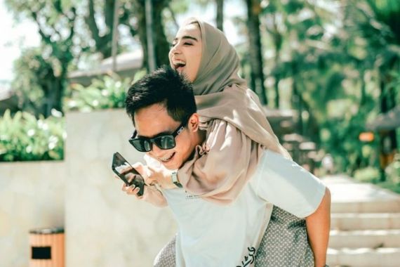 Dinan Fajrina Bongkar Video Lama Doni Salmanan, Sifatnya kepada Sang Istri Ketahuan - JPNN.COM
