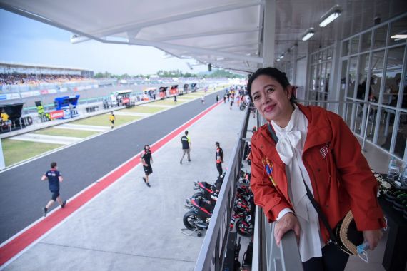 Mbak Puan Nonton Langsung MotoGP di Mandalika, Lihat tuh Penampilannya - JPNN.COM