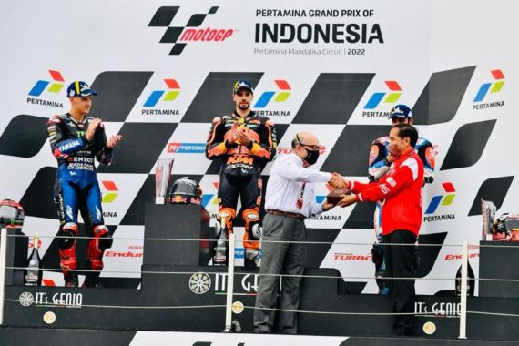 Keren, Trofi MotoGP Mandalika Hasil Karya Anak Bangsa - JPNN.COM