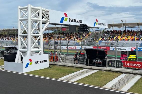 Jokowi Nonton Langsung MotoGP Mandalika, Letkol Putu Tangkas: Kami Berikan Pengamanan Maksimal - JPNN.COM