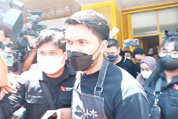 Thariq Halilintar Ungkap Kondisi Setelah Dilarikan ke Rumah Sakit, Ternyata - JPNN.COM
