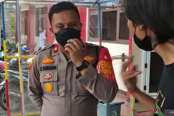 Mahasiswi Tewas Tergantung di Kamar, Kompol Roy Beri Penjelasan Begini - JPNN.COM