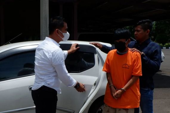 Polisi Tangkap Pencuri Mobil Ini Kurang dari Sehari, Kok Bisa? Ternyata - JPNN.COM