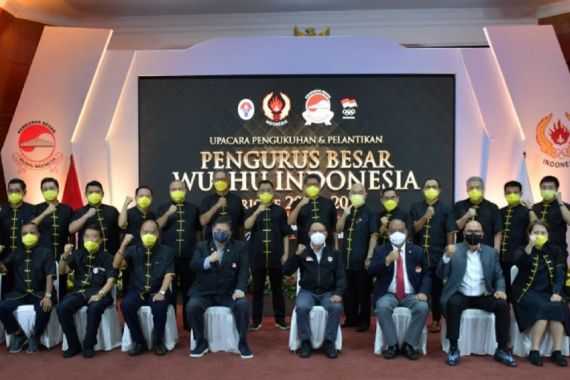 Jelang SEA Games dan Asian Games, Airlangga Hartato Beber Target Besar Wushu Indonesia - JPNN.COM