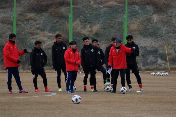 Indonesia U-19 vs Korea Selatan U-19: Garuda Nusantara Keok, Shin Tae Yong Beri Tepuk Tangan - JPNN.COM