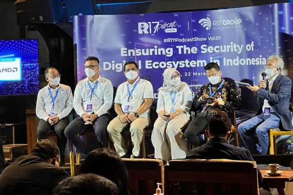 R17 Group Berbagi Cara Mencegah Serangan Siber - JPNN.COM