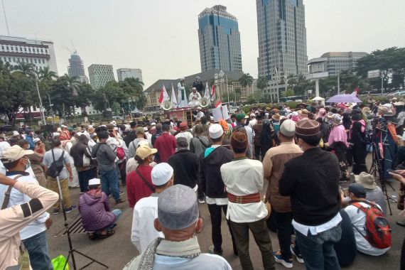 Soal Jumlah Massa PA 212 di Aksi Bela Islam 2503, Ruhut Sitompul: Jadi Tertawaan Kodok - JPNN.COM