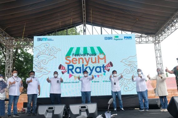 Pegadaian Bersama BRI & PNM Gelar Festival Pasar Senyum Rakyat, Yuk Ikutan - JPNN.COM