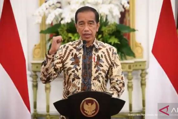Berbicara di Pelantikan PA GMNI, Jokowi Tegaskan Pemindahan IKN Bukan untuk Gagah-gagahan - JPNN.COM