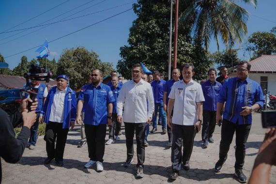Lokot Nasution Bertemu Kader Demokrat, Riuh Teriakan AHY Presiden 2024 - JPNN.COM
