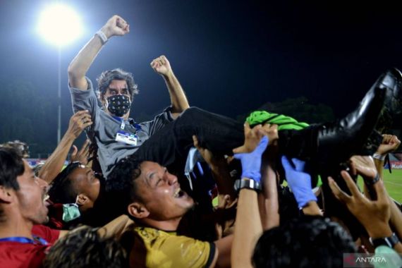 Arema FC Setuju Venue Persik vs Bali United Dipindah, Tetapi... - JPNN.COM