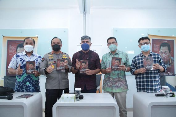 Jenderal Sigit Singgung Masalah HAM di Bedah Buku Jalan Presisi Kapolri - JPNN.COM