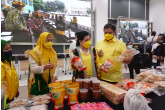 Perempuan Golkar Gelar Bazar Jelang Ramadan, Airlangga Merespons, Top Banget - JPNN.COM
