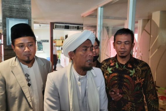 Jadi Ketum PA 212, Abdul Qohar Al Qudsi Ternyata Pentolan FPI di Jabar - JPNN.COM