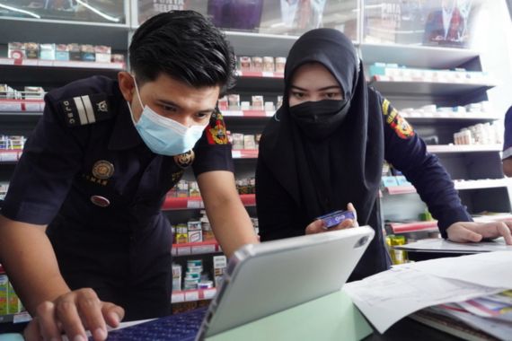 Ini Yang Dilakukan Bea Cukai untuk Memastikan Harga Eceran Rokok Sesuai - JPNN.COM