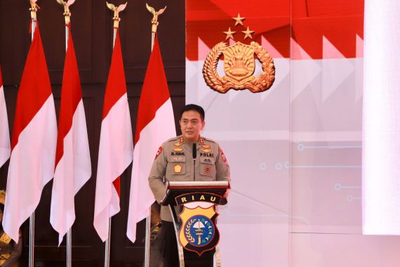 Di Hadapan Pejabat Riau, Irjen Iqbal Pastikan Anak Buahnya Bekerja Melebihi Panggilan Tugas - JPNN.COM
