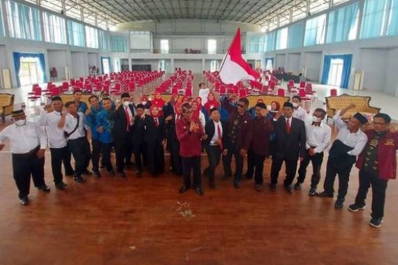 Warga IKN Nusantara Dukung Ridwan Kamil Maju di Pilpres 2024 - JPNN.COM